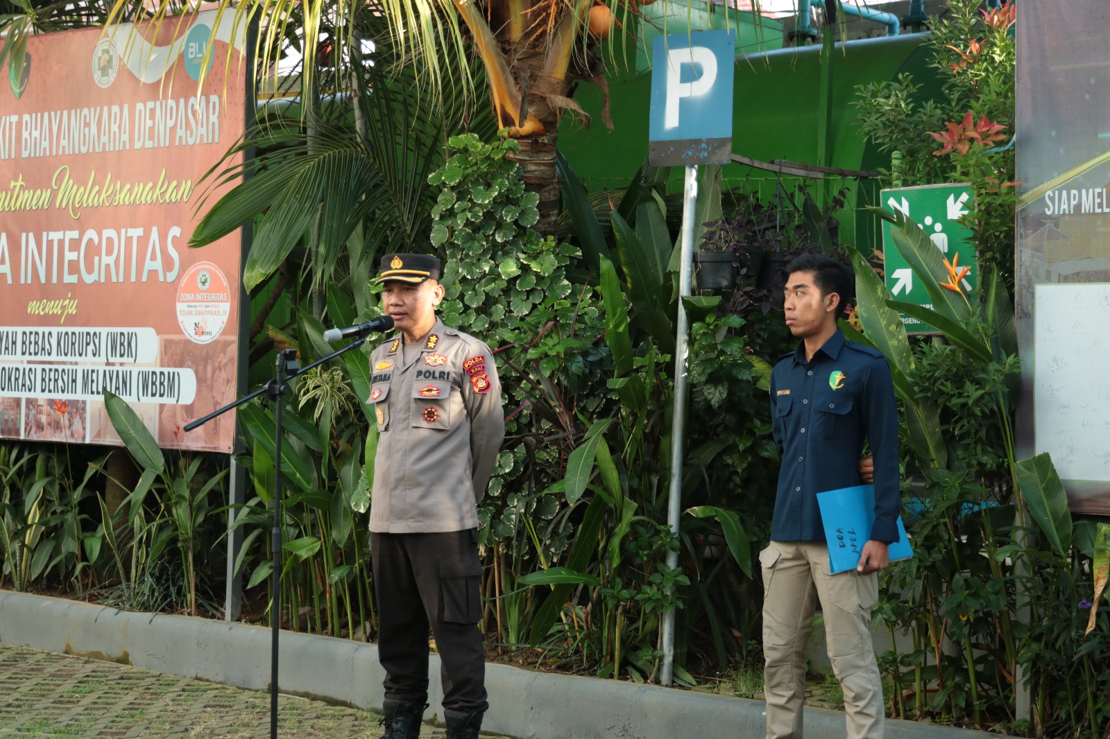 Apel Pagi Personel Biddokkes Dan Rumkit Bhayangkara Denpasar ...